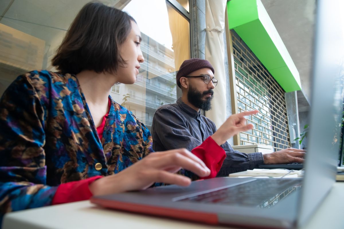 Customer messaging role